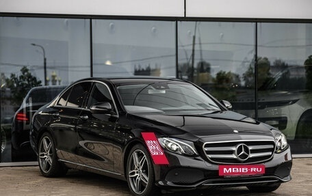 Mercedes-Benz E-Класс, 2017 год, 3 299 000 рублей, 5 фотография