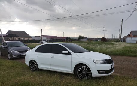 Skoda Rapid I, 2018 год, 1 400 000 рублей, 4 фотография