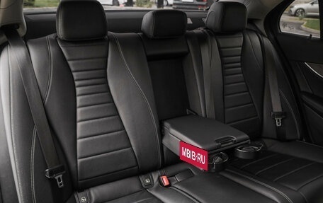 Mercedes-Benz E-Класс, 2017 год, 3 299 000 рублей, 30 фотография