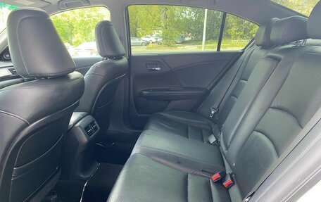 Honda Accord IX рестайлинг, 2013 год, 1 599 000 рублей, 17 фотография