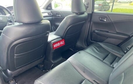 Honda Accord IX рестайлинг, 2013 год, 1 599 000 рублей, 16 фотография