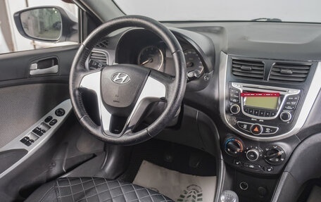 Hyundai Solaris II рестайлинг, 2014 год, 659 000 рублей, 9 фотография
