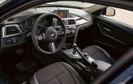 BMW 3 серия, 2018 год, 1 995 000 рублей, 22 фотография