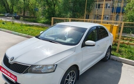 Skoda Rapid I, 2018 год, 1 030 000 рублей, 4 фотография