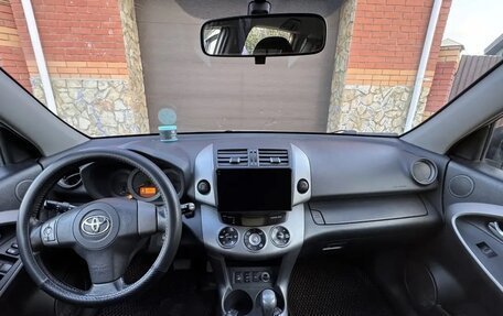 Toyota RAV4, 2006 год, 1 250 000 рублей, 11 фотография