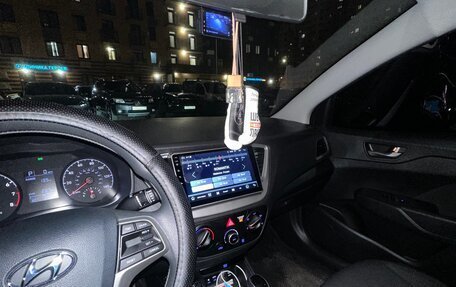 Hyundai Accent IV, 2021 год, 1 599 999 рублей, 7 фотография