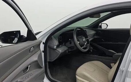 Hyundai Avante, 2023 год, 1 800 000 рублей, 6 фотография