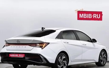 Hyundai Avante, 2023 год, 1 800 000 рублей, 3 фотография