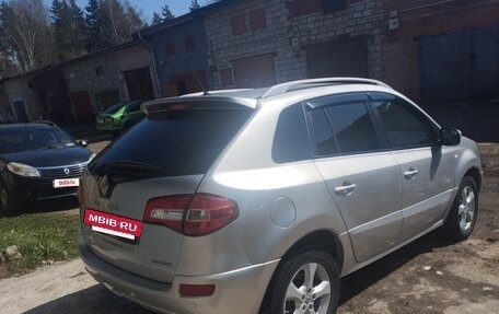 Renault Koleos I рестайлинг 2, 2010 год, 800 000 рублей, 9 фотография
