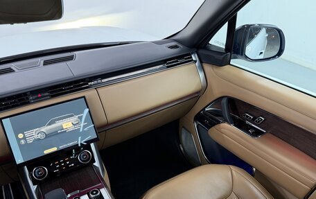 Land Rover Range Rover IV рестайлинг, 2022 год, 18 200 000 рублей, 12 фотография