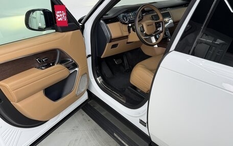 Land Rover Range Rover IV рестайлинг, 2022 год, 18 200 000 рублей, 16 фотография