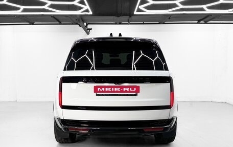 Land Rover Range Rover IV рестайлинг, 2022 год, 18 200 000 рублей, 5 фотография