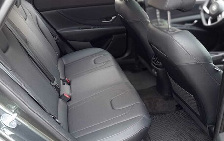Hyundai Elantra, 2023 год, 2 400 000 рублей, 6 фотография