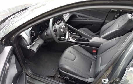 Hyundai Elantra, 2023 год, 2 400 000 рублей, 15 фотография