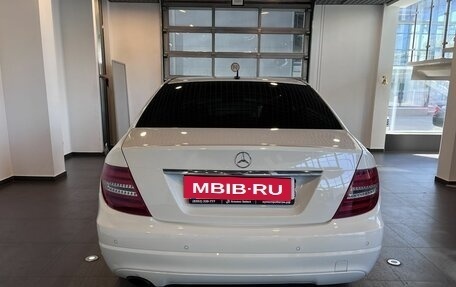 Mercedes-Benz C-Класс, 2011 год, 1 500 000 рублей, 8 фотография