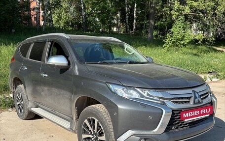 Mitsubishi Pajero Sport III рестайлинг, 2020 год, 3 500 000 рублей, 3 фотография