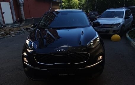 KIA Sportage IV рестайлинг, 2020 год, 2 700 000 рублей, 2 фотография