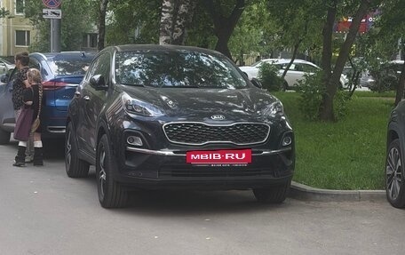 KIA Sportage IV рестайлинг, 2020 год, 2 700 000 рублей, 5 фотография