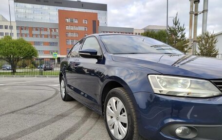 Volkswagen Jetta VI, 2011 год, 1 390 000 рублей, 6 фотография