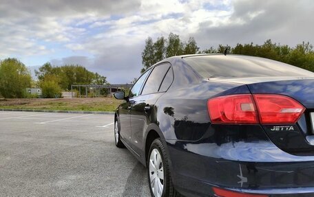 Volkswagen Jetta VI, 2011 год, 1 390 000 рублей, 4 фотография