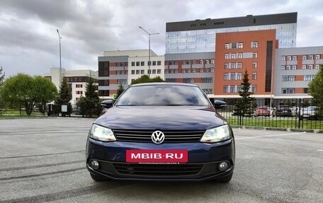 Volkswagen Jetta VI, 2011 год, 1 390 000 рублей, 10 фотография