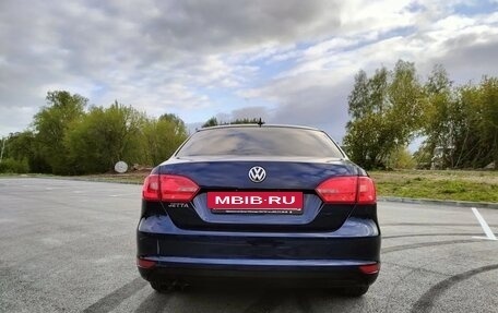 Volkswagen Jetta VI, 2011 год, 1 390 000 рублей, 9 фотография