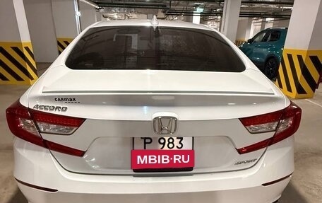 Honda Accord IX рестайлинг, 2018 год, 1 900 000 рублей, 12 фотография