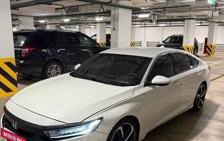 Honda Accord IX рестайлинг, 2018 год, 1 900 000 рублей, 3 фотография