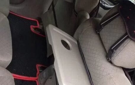 Chevrolet Rezzo, 2007 год, 310 000 рублей, 8 фотография