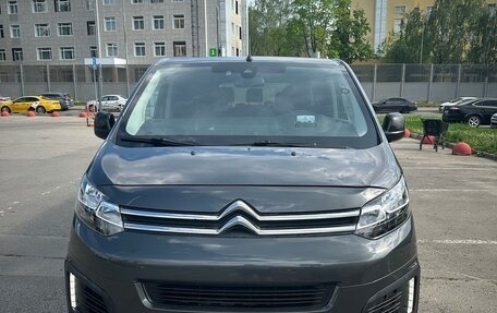 Citroen SpaceTourer I, 2018 год, 3 000 000 рублей, 2 фотография