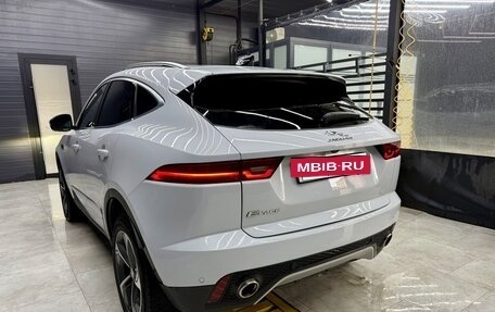 Jaguar E-Pace, 2021 год, 3 450 000 рублей, 5 фотография