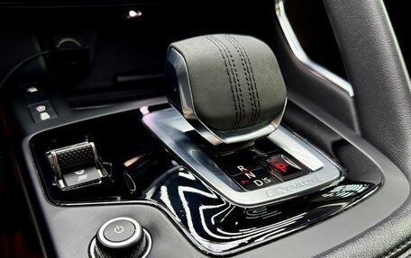 Jaguar E-Pace, 2021 год, 3 450 000 рублей, 18 фотография