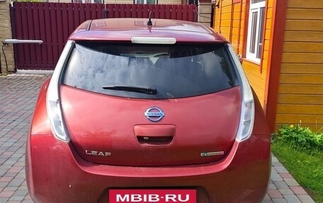 Nissan Leaf I, 2010 год, 750 000 рублей, 3 фотография