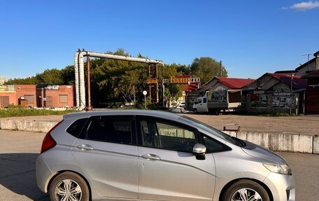 Honda Fit III, 2013 год, 940 000 рублей, 5 фотография