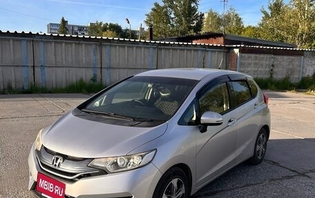 Honda Fit III, 2013 год, 940 000 рублей, 2 фотография