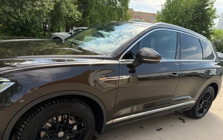 Volkswagen Touareg III, 2019 год, 6 300 000 рублей, 10 фотография