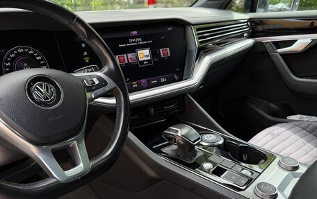Volkswagen Touareg III, 2019 год, 6 300 000 рублей, 14 фотография