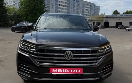 Volkswagen Touareg III, 2019 год, 6 300 000 рублей, 7 фотография