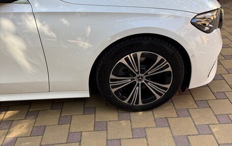 Mercedes-Benz E-Класс, 2024 год, 6 500 000 рублей, 3 фотография
