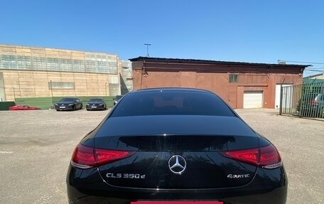 Mercedes-Benz CLS, 2019 год, 4 800 000 рублей, 2 фотография