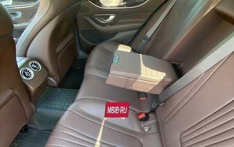 Mercedes-Benz CLS, 2019 год, 4 800 000 рублей, 17 фотография
