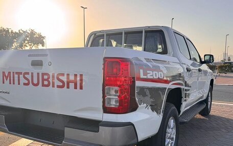Mitsubishi L200, 2026 год, 5 600 000 рублей, 5 фотография