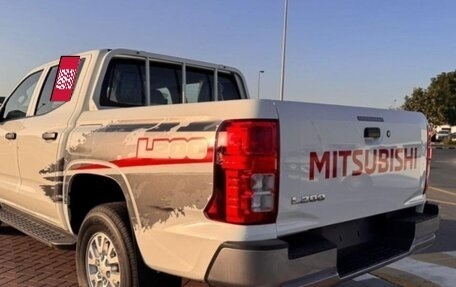 Mitsubishi L200, 2026 год, 5 600 000 рублей, 4 фотография