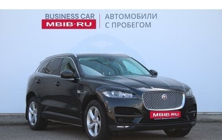 Jaguar F-Pace, 2016 год, 2 075 000 рублей, 3 фотография