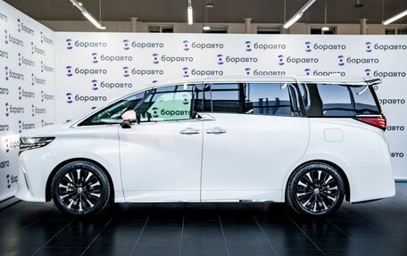 Toyota Alphard, 2024 год, 13 125 000 рублей, 6 фотография