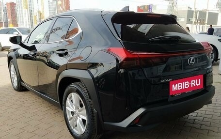 Lexus UX I, 2019 год, 2 900 000 рублей, 6 фотография