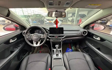 KIA K3, 2021 год, 1 400 000 рублей, 10 фотография
