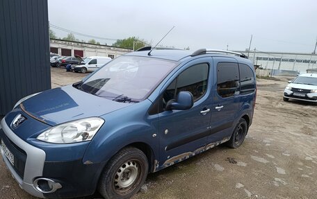 Peugeot Partner II рестайлинг 2, 2011 год, 295 000 рублей, 2 фотография