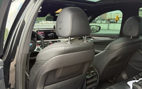 BMW 5 серия, 2019 год, 5 900 000 рублей, 18 фотография