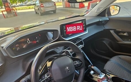 Peugeot 2008 II, 2021 год, 1 570 000 рублей, 10 фотография